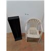 Image 1 : *Disc Storage Cabinet and Plastic Lounge Chair - Cannot Ship