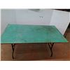 Image 1 : * Folding Table - Cannot Ship