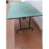 Image 3 : * Folding Table - Cannot Ship