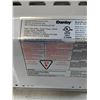 Image 4 : Danby 900W Microwave  -  Pick Up