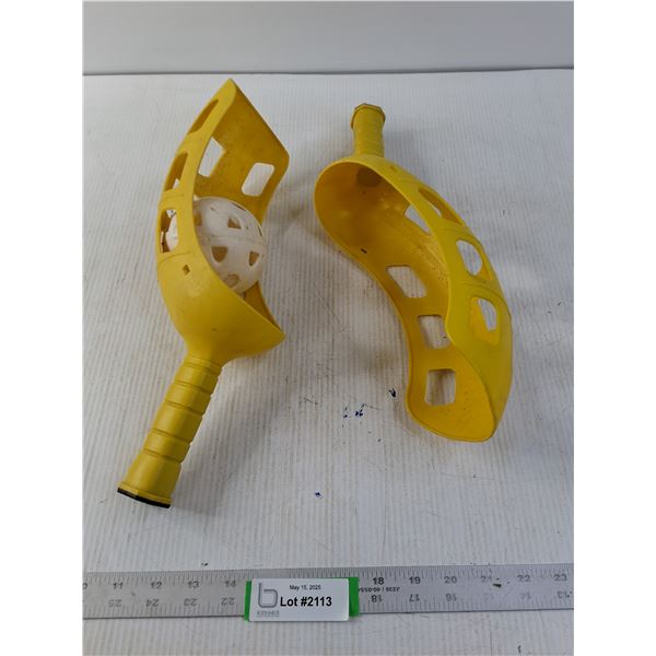 Vintage Scoop Ball Game