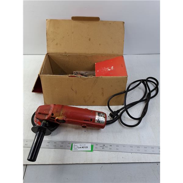Makita Angle Grinder in Box with Cut Off Blades