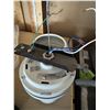 Image 4 : Ceiling Fan w/Mounting Hardware - Works - 31.5" diameter x 12" drop height