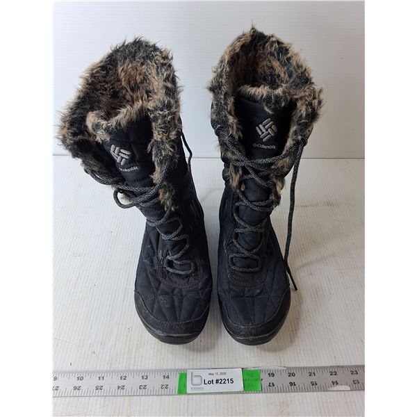 Pair of Columbia Women's Winter Boots-8.5