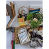 Image 3 : Assorted Interior & Exterior Decor, Children's Toys, Misc. - Cannot Ship