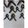 Image 4 : (17) clamps