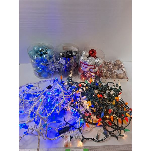 (5) Christmas lights (4) sets of Christmas Tree Ball Ornaments  Tested