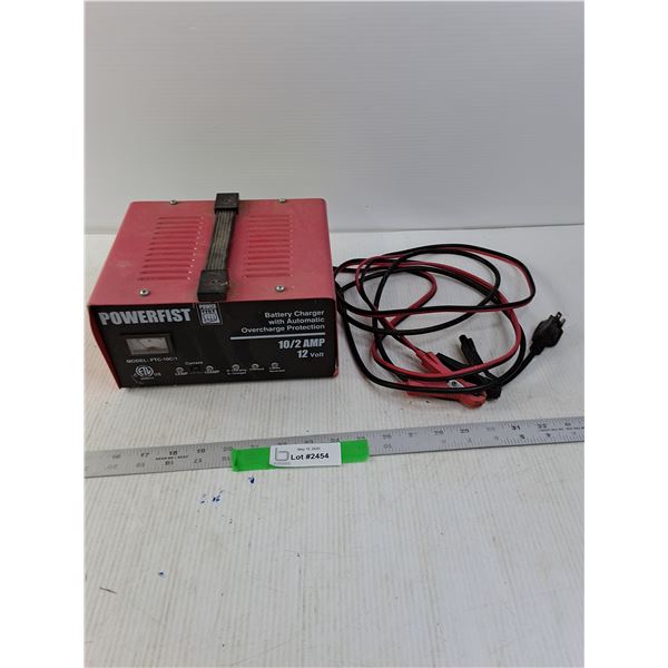 PowerPoint 12 Volt Battery Charger, Powers On