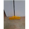 Image 2 : **Garant Winter Snow Shovel, Cannot Ship