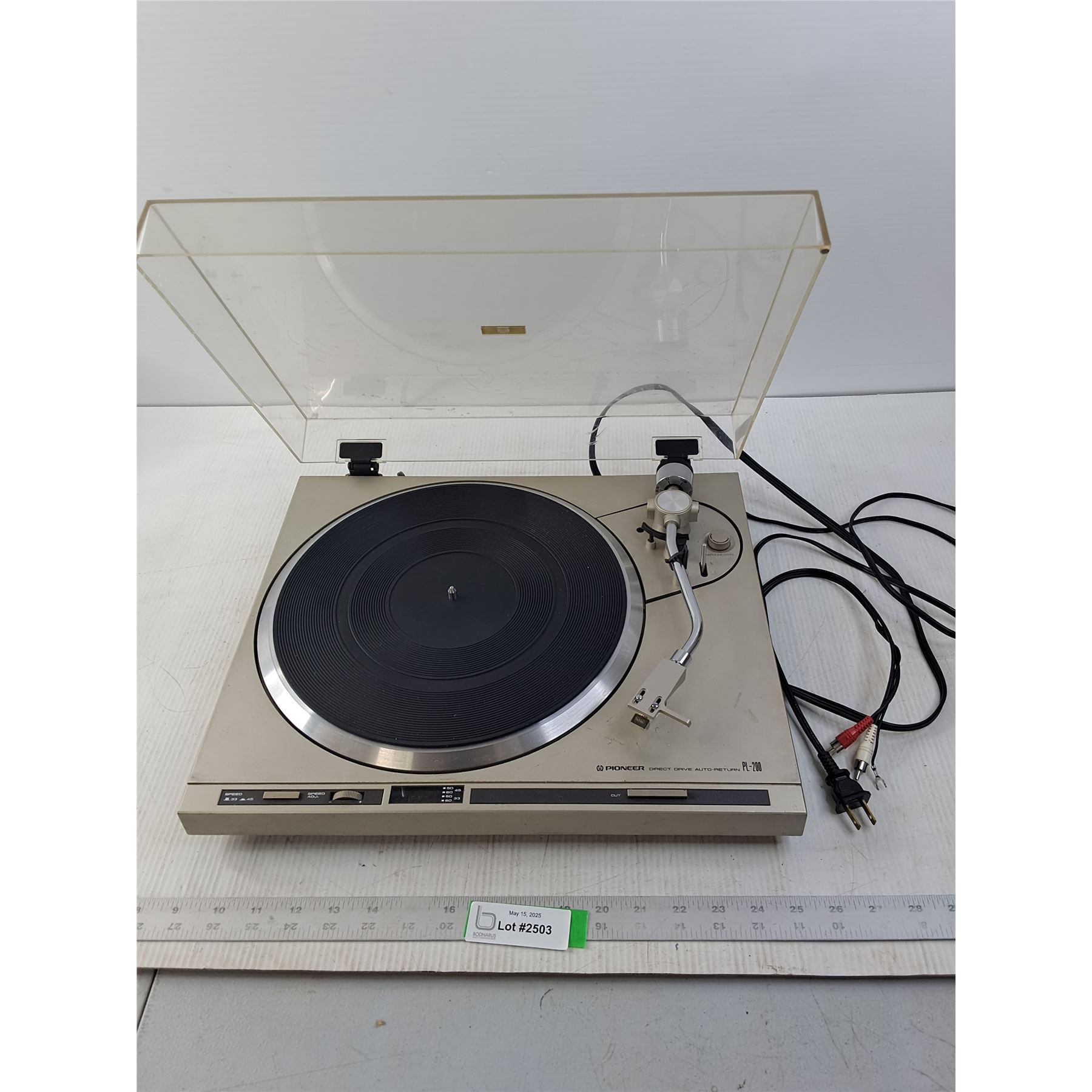 Pioneer Turntable Model PL-200