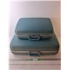Image 1 : (2) Vintage Samsonite Suitcases 25" x 20" & 19.5" x 15.5"