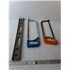 Image 1 : (2) Handsaws & Level