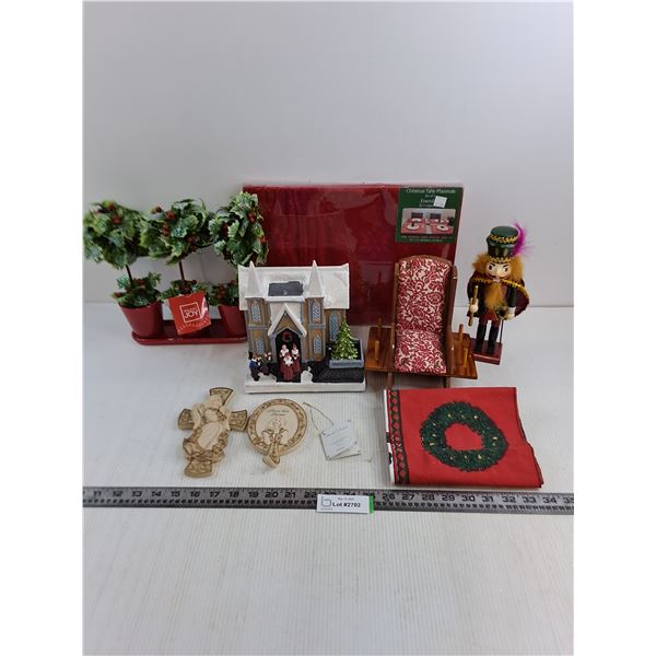 Assorted Christmas/Angel Decor