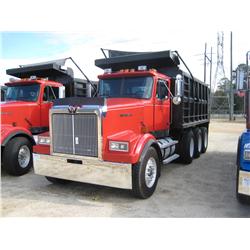 1998 WESTERN STAR 4964F TRI-AXLE DUMP