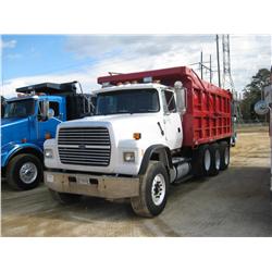 1997 FORD LT9000 TRI-AXLE DUMP