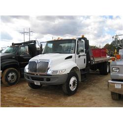 2003 INTERNATIONAL 4300 4X2 S/A ROLLBACK TRUCK