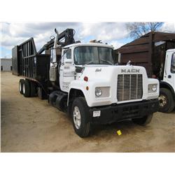 1985 MACK R686ST T/A TRASH TRUCK