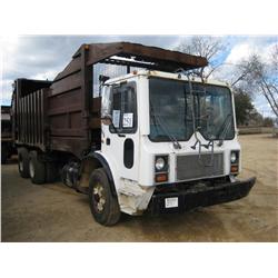 1989 MACK MR690S T/A TRASH TRUCK