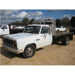 1984 DODGE 350 FLATBED
