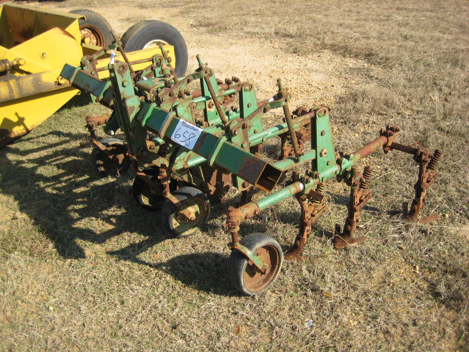 JOHN DEERE 2 ROW CULTIVATOR J.M. Wood Auction Company, Inc.