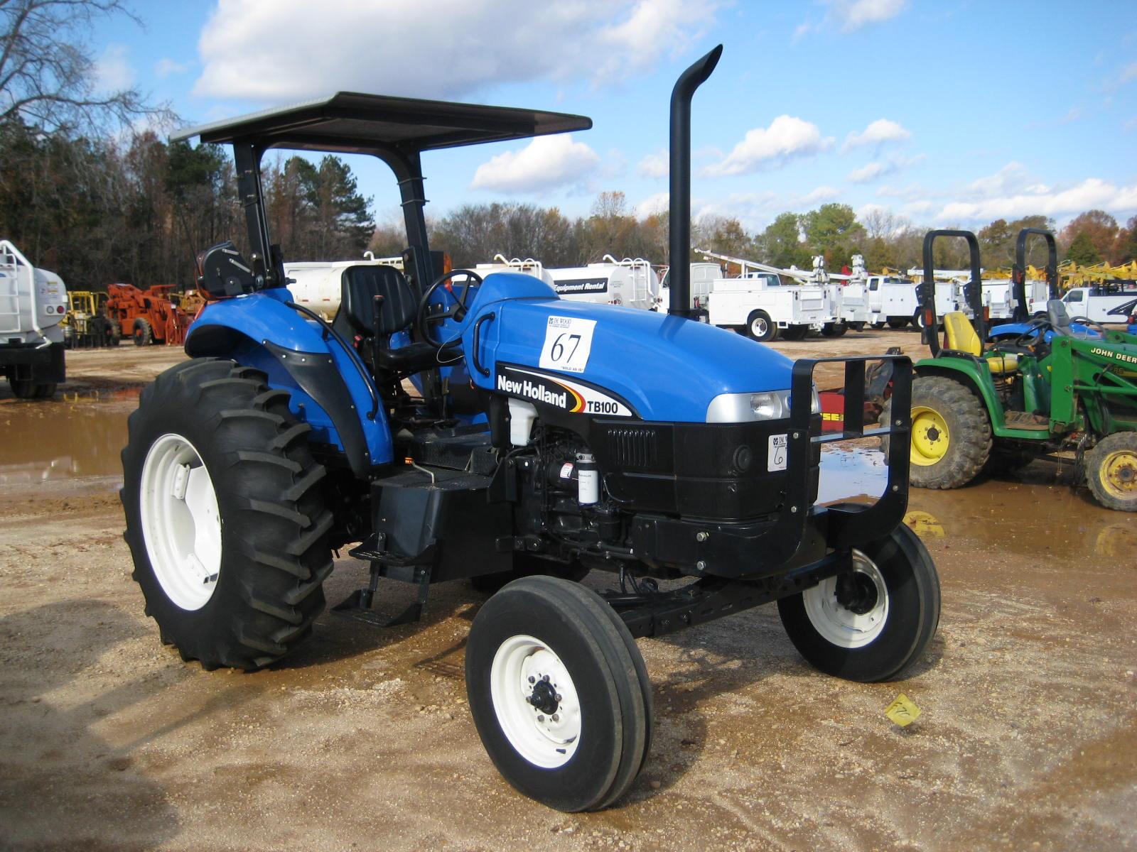 NEW HOLLAND TB100 FARM TRACTOR