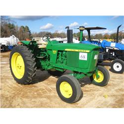 JOHN DEERE 3010 FARM TRACTOR