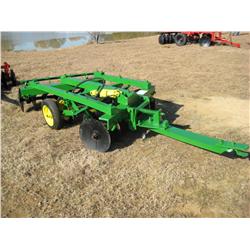 JOHN DEERE OFFSET DISC HARROW