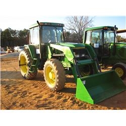 JOHN DEERE 7200 4X4 FARM TRACTOR