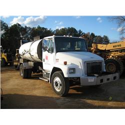 1999 FREIGHTLINER FL70 S/A ASPHALT DISTRIBUTOR TRUCK