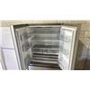 Image 2 : HISENSE STAINLESS STEEL FRENCH DOOR FRIDGE WITH ROLLOUT FREEZER 36"W