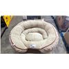 Image 2 : BEIGE FLEECE LINED PET BED