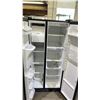 Image 2 : FRIGIDAIRE STAINLESS STEEL SIDE-BY-SIDE FRIDGE WITH WATER/ICE DISPENSER 33.5"W