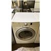 Image 6 : LG TROMM FRONT LOAD STACKABLE WASHER & DRYER SET