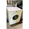 Image 1 : INGLIS FRONT LOAD WASHER