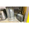 Image 4 : SHELF OF ASSORTED VACUUM PARTS, AIR FRYERS, TOASTER & HUMIDIFIER