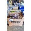 Image 1 : 2 BOXES OF ASSORTED COSMETICS INCLUDING BODY LOTION, BUBBLE BATH, SHAMPOO, CONDITIONER & MORE