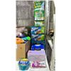 Image 2 : ZIPLOC BAGS, SWIFFER REFILLS, CANDLE SET, GLADE WAX & WARMER, BOX OF BODY BUTTER, LOTIONS,