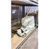 Image 2 : EURO-PROX 473C SEWING MACHINE *FOOT PEDAL & POWER CORD INCLUDED, NO COVER*