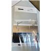 Image 2 : 6' FOLDING TABLE