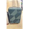Image 2 : AMERICAN TOURISTER HARD SHELL LUGGAGE & AIR CANADA HARD SHELL LUGGAGE