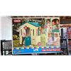 Image 1 : LITTLE TIKES CAPE COTTAGE PLAYHOUSE
