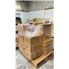 Image 2 : PALLET OF BLACK PLASTIC COMBS