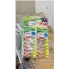 Image 2 : PALLET OF ASSORTED ITEMS INCLUDING CAKE MOULD, CHEESECLOTH, WOK BRUSH & MORE