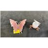Image 2 : 2.5" FLOURITE BUTTERFLY *RETAIL VALUE $600.00* & ROSE QUARTZ APPLE *RETAIL VALUE $250.00*