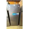 Image 1 : HISENSE FV06C7ASE 6.0 CU. FT 21.5"W STAINLESS STEEL LOOK CONVERTIBLE UPRIGHT FRIDGE OR FREEZER