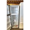 Image 3 : HISENSE RT12A2CSE 24" STAINLESS STEEL 11.5" CU. FT TOP FREEZER REFRIGERATOR