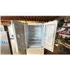 Image 2 : GENERAL ELECTRIC GWE19JGLTFFW 33" FRENCH DOOR 16.6 CU. FT. BOTTOM FREEZER REFRIGERATOR