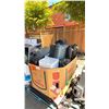Image 2 : PALLET OF ASSORTED SMALL APPLIANCES INCLUDING TOWER FANS, AIR FRYER, MICROWAVE, LUGGAGE, WATER