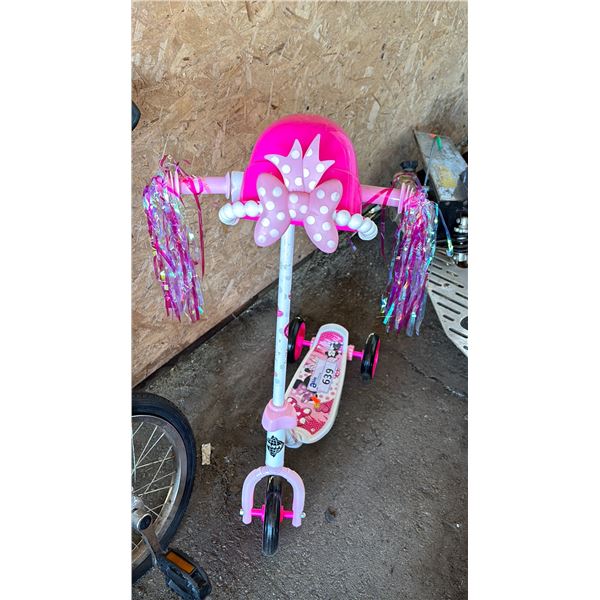 PINK HUFFY MINNIE MOUSE SCOOTER