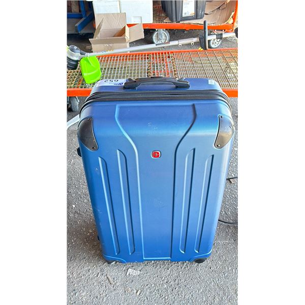 LARGE BLUE SWISSGEAR LUGGAGE